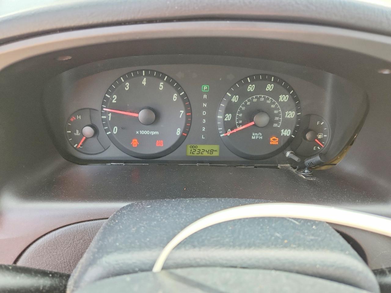 2006 HYUNDAI ELANTRA