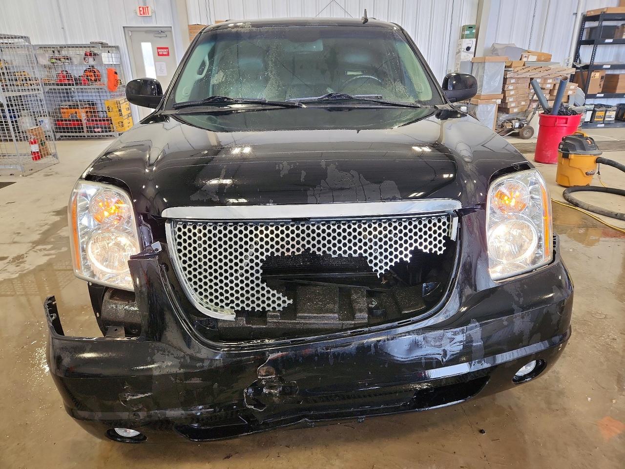 2013 GMC YUKON