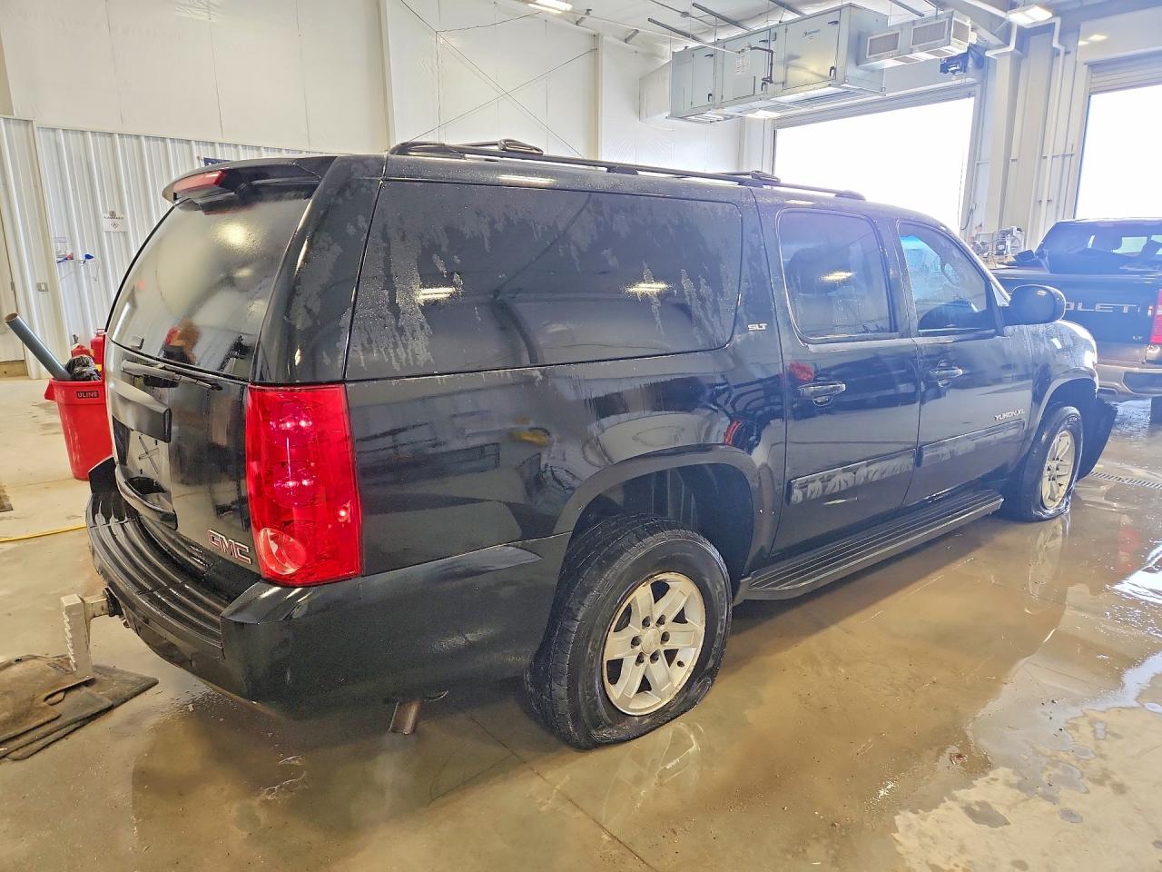 2013 GMC YUKON