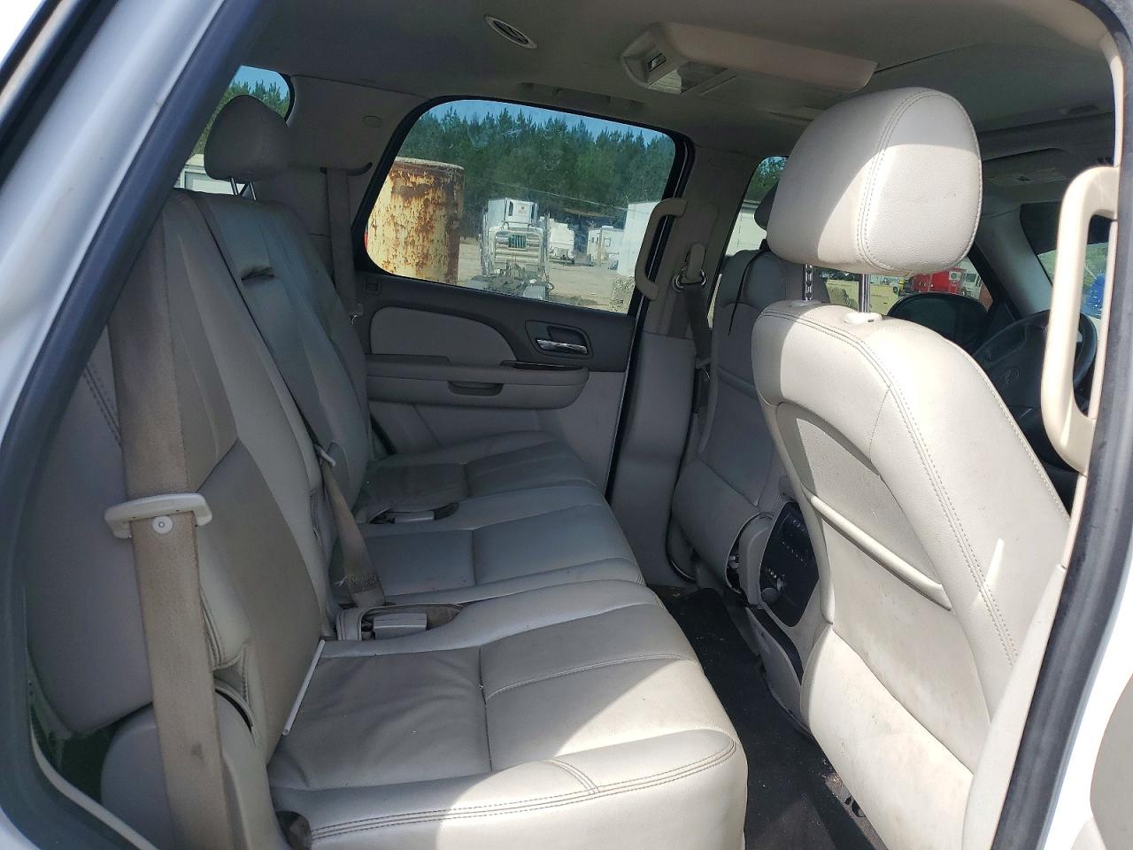 2009 GMC YUKON