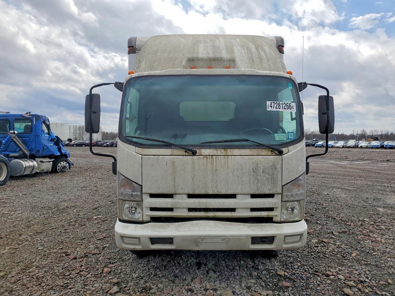2009 ISUZU NPR