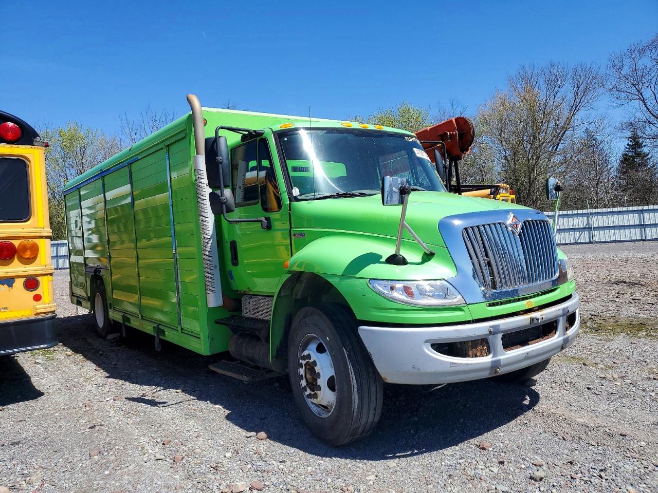 2014 INTERNATIONAL 4000 SERIE