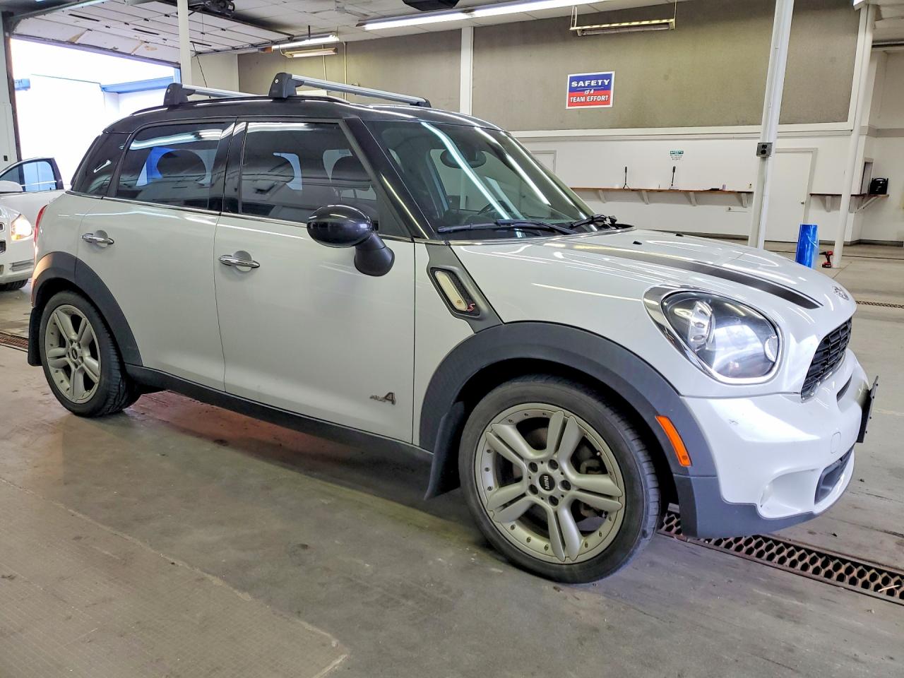 2012 MINI COOPER