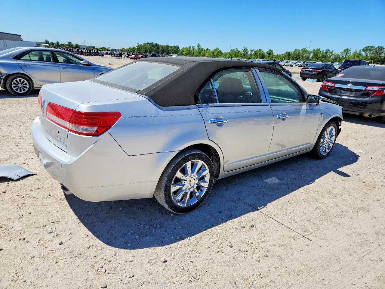 2012 LINCOLN MKZ