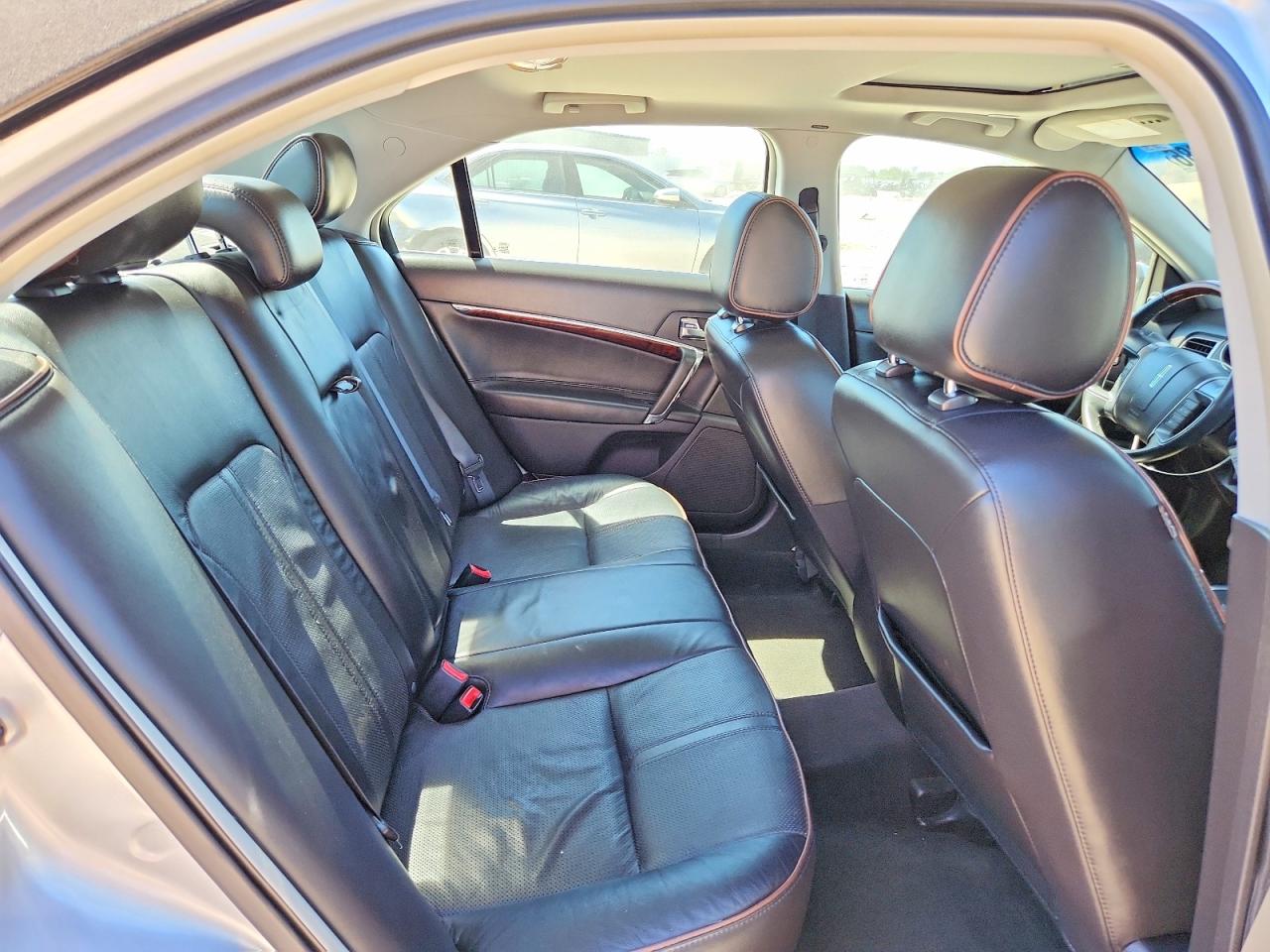 2012 LINCOLN MKZ