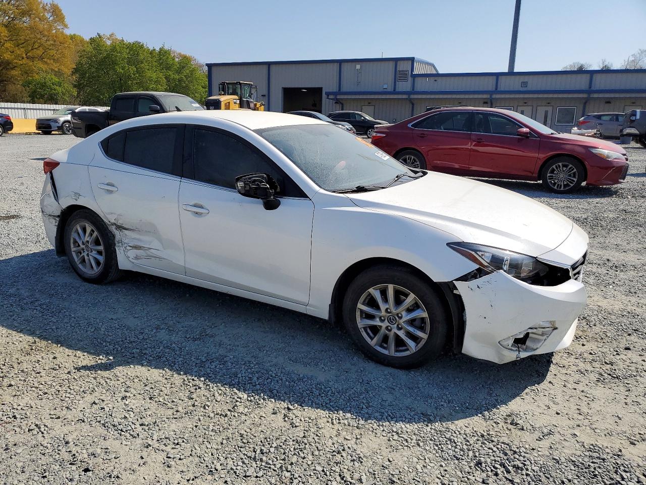 2016 MAZDA 3