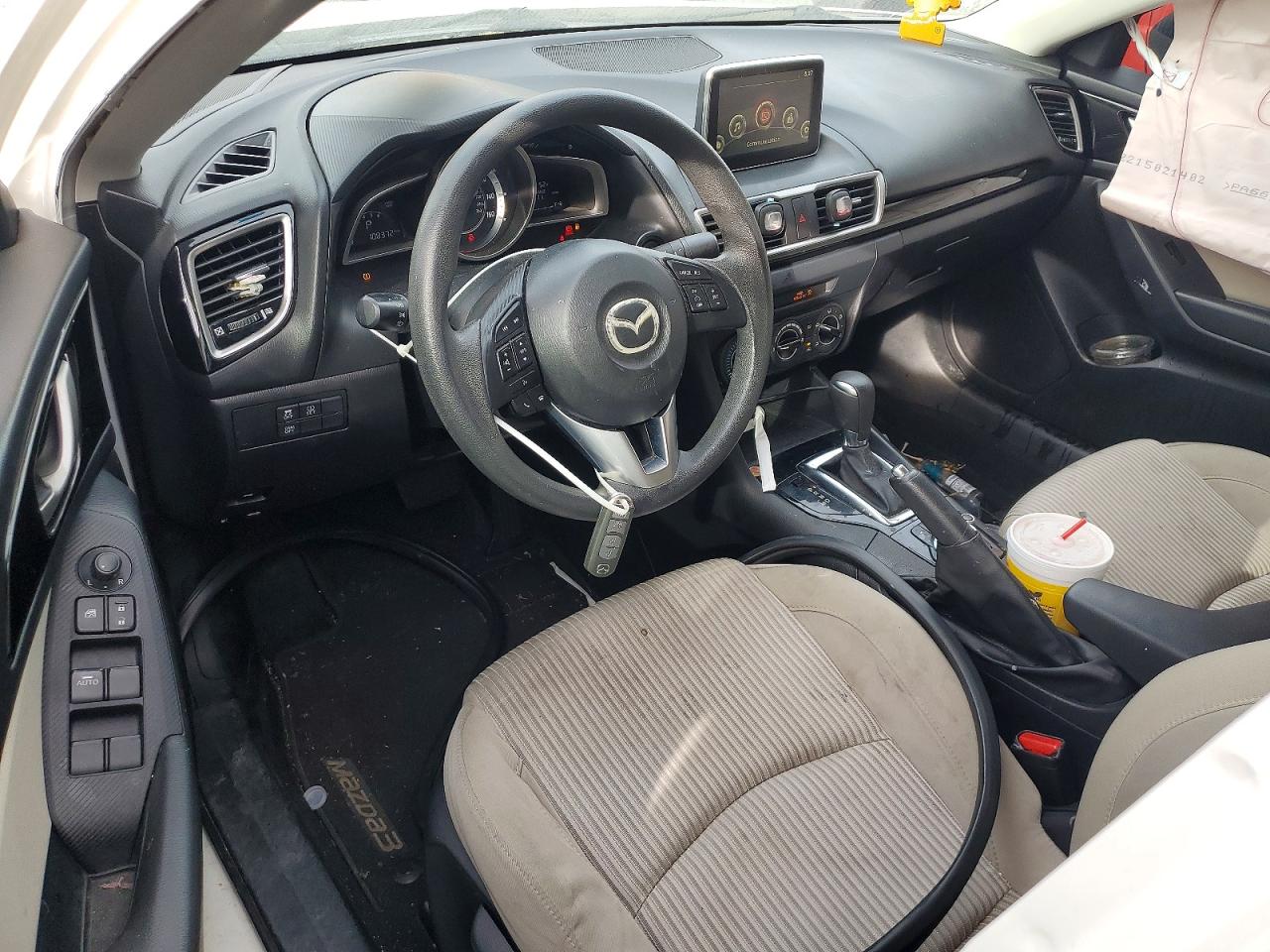 2016 MAZDA 3