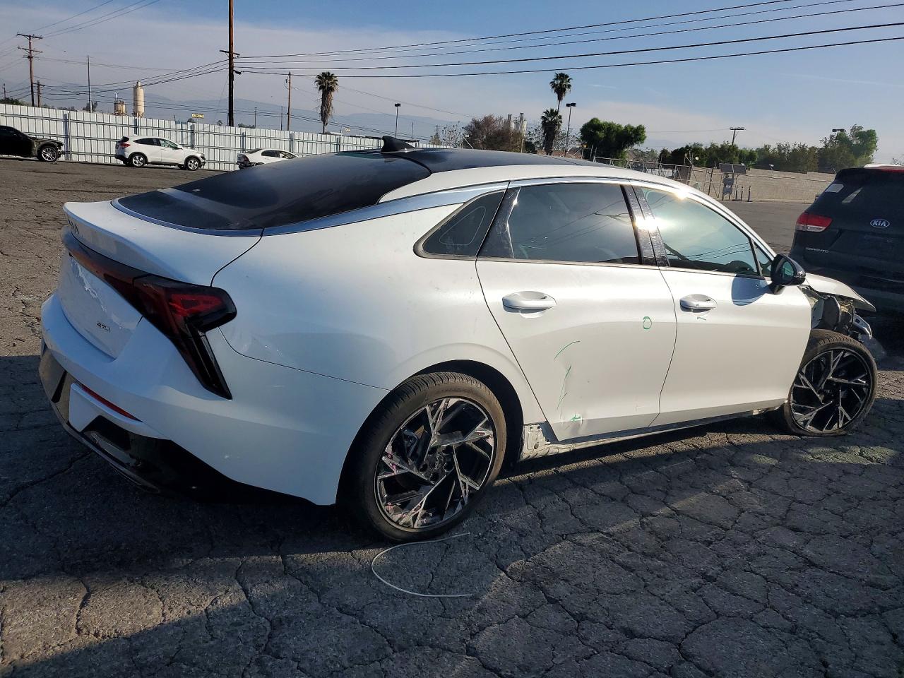 2025 KIA K5