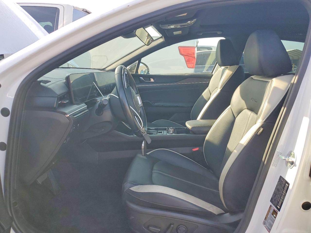 2025 KIA K5