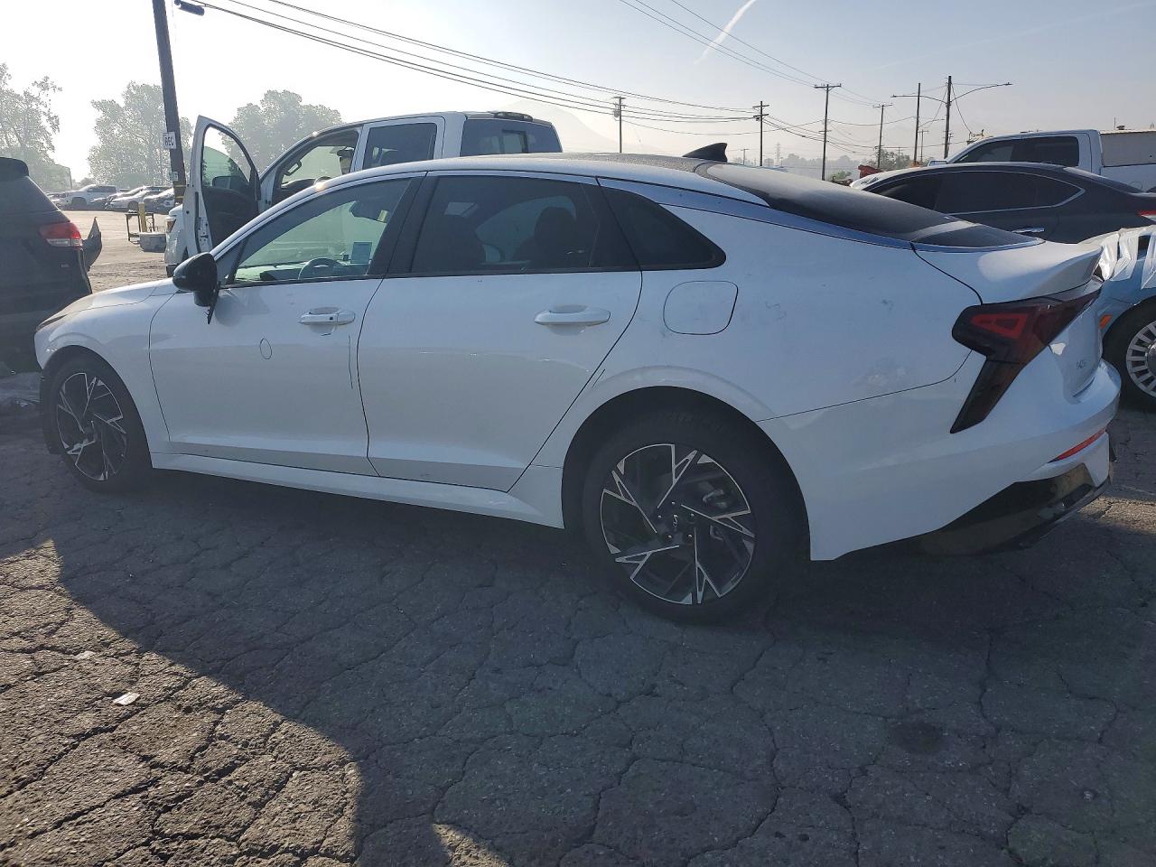 2025 KIA K5