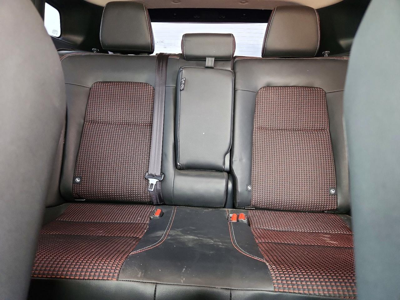 2025 NISSAN KICKS