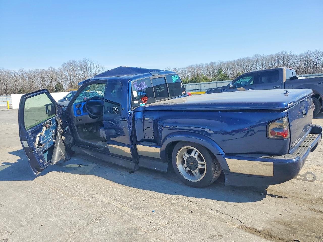 2001 CHEVROLET S10