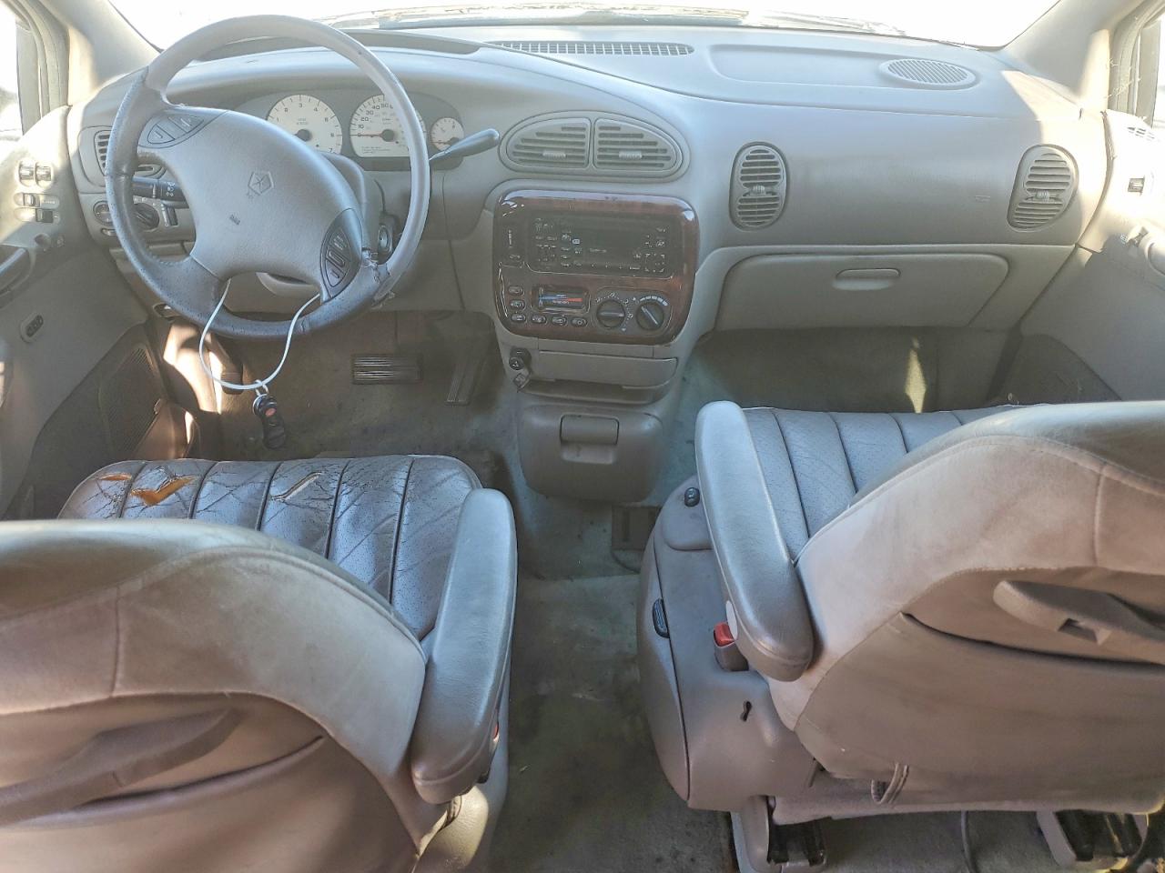 2000 CHRYSLER MINIVAN
