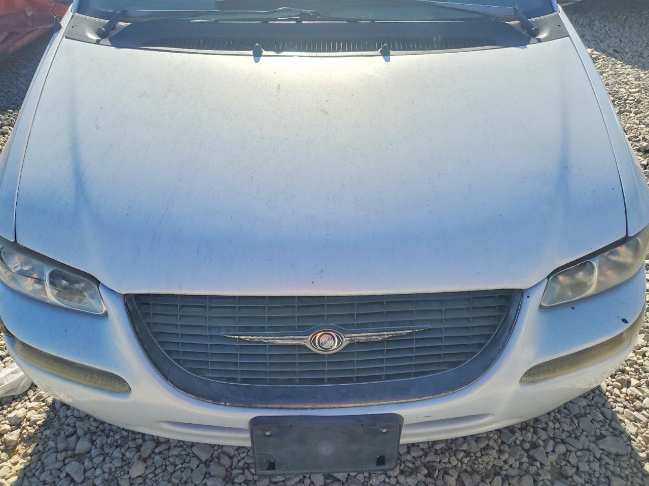 2000 CHRYSLER MINIVAN