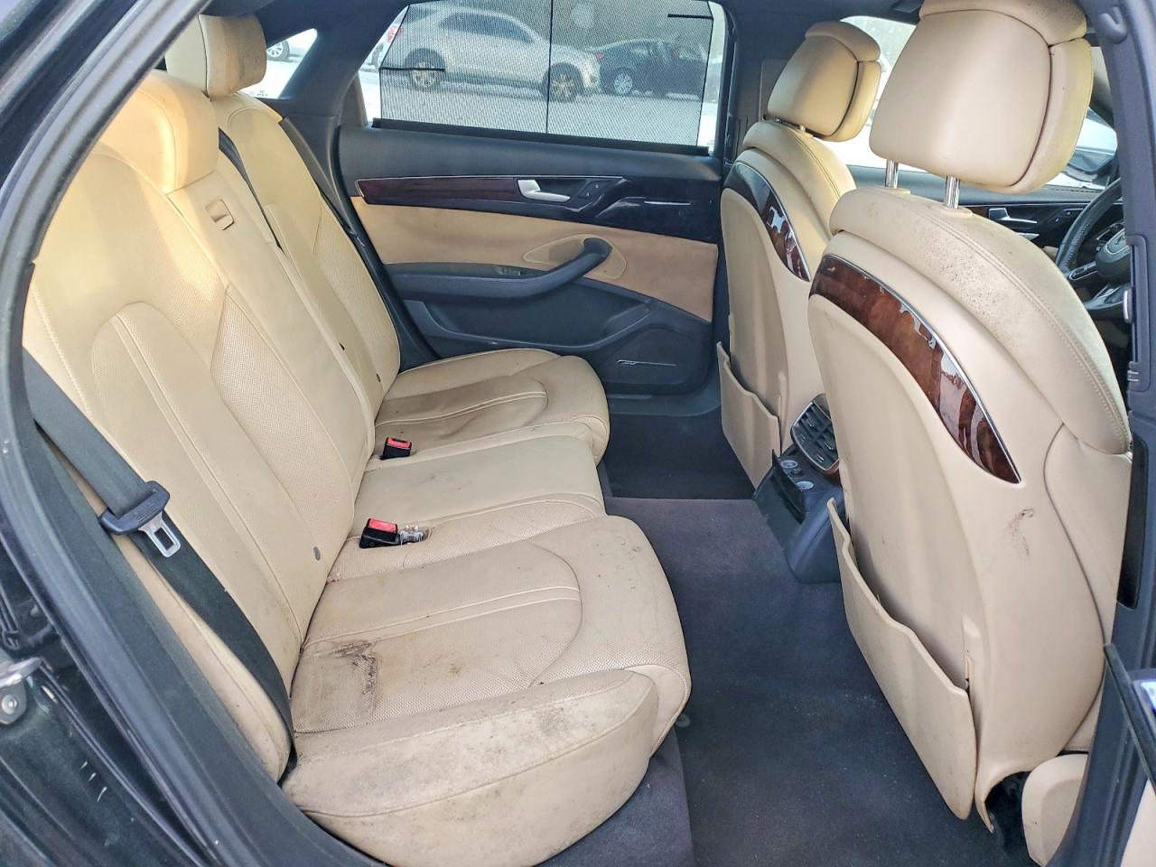 2014 AUDI A8