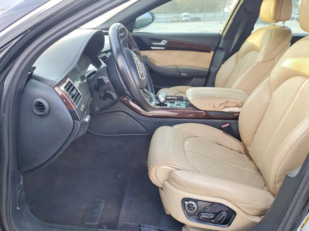 2014 AUDI A8