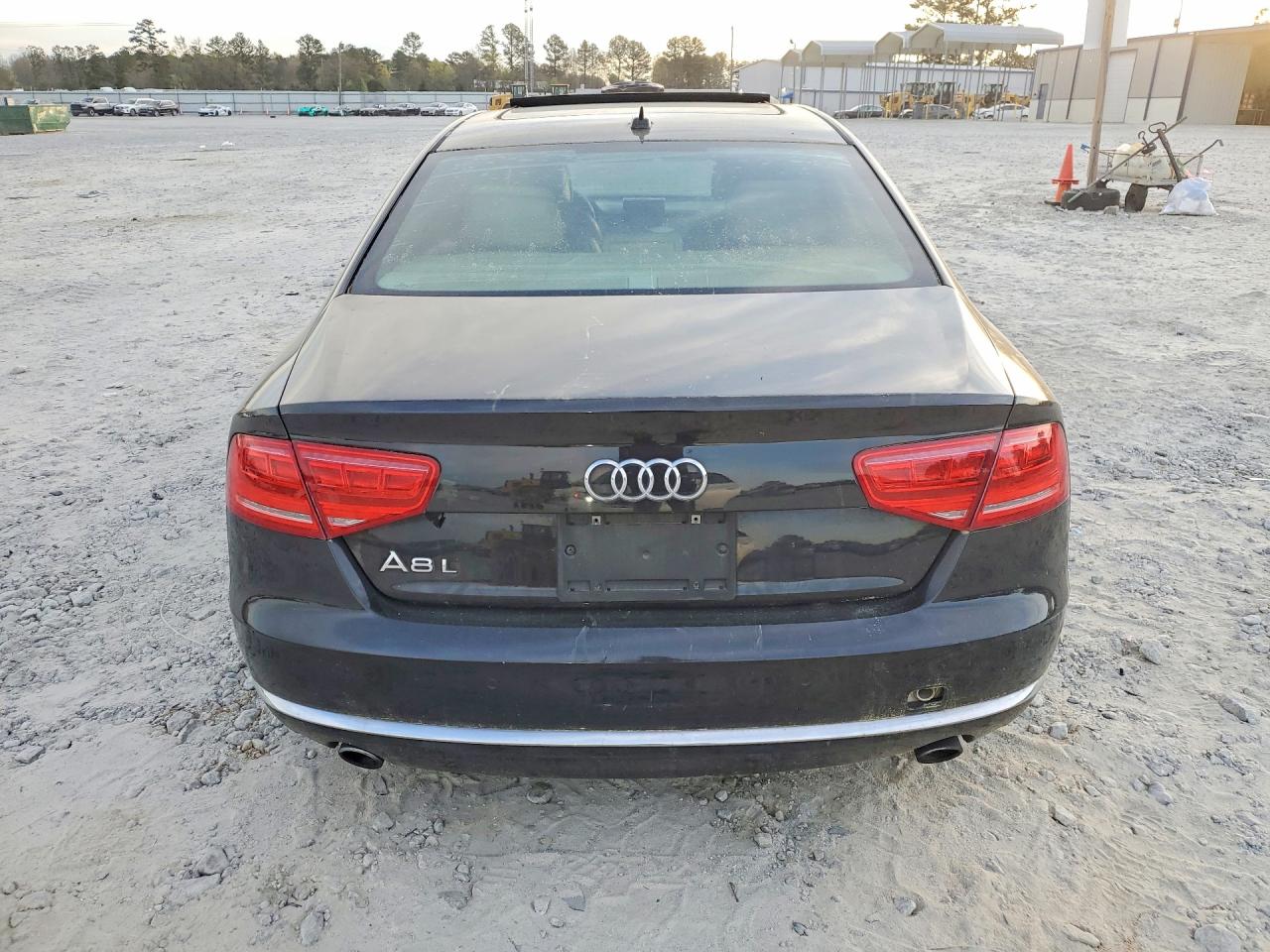 2014 AUDI A8