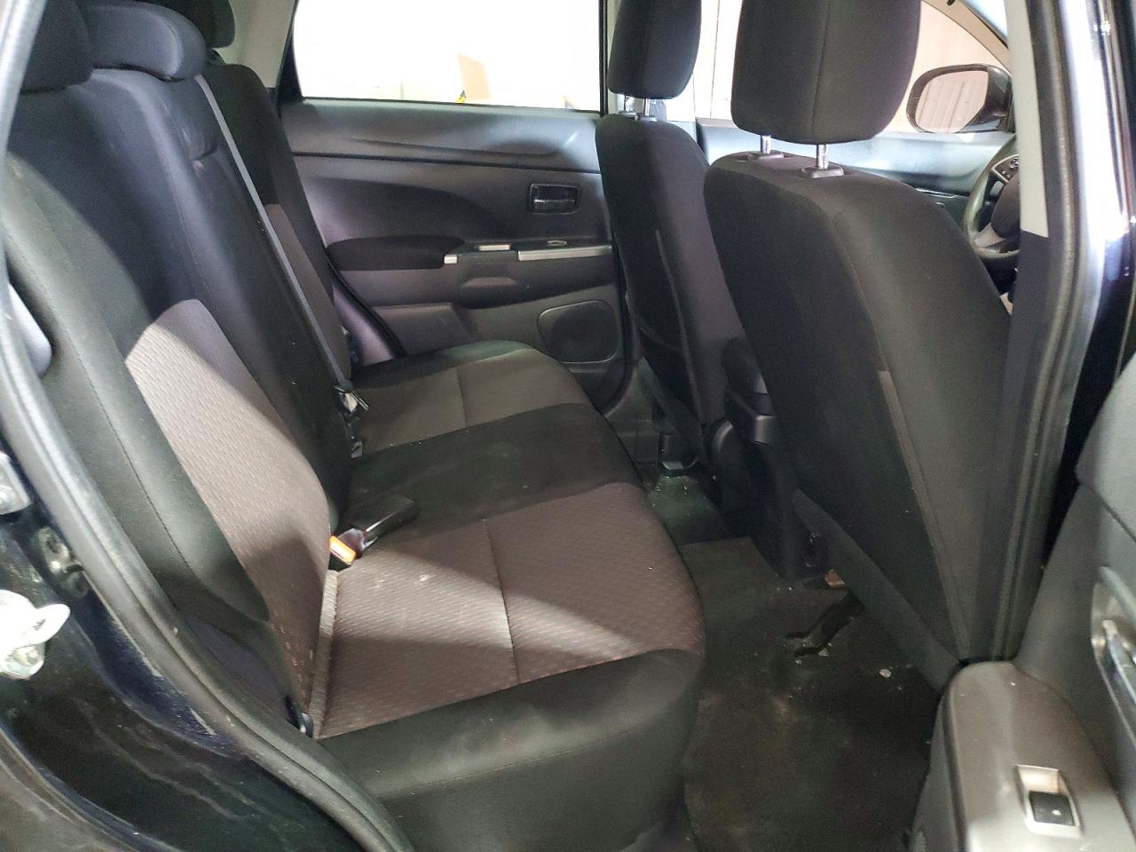 2019 MITSUBISHI OUTLANDER