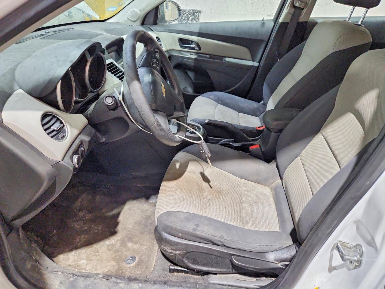 2016 CHEVROLET CRUZE