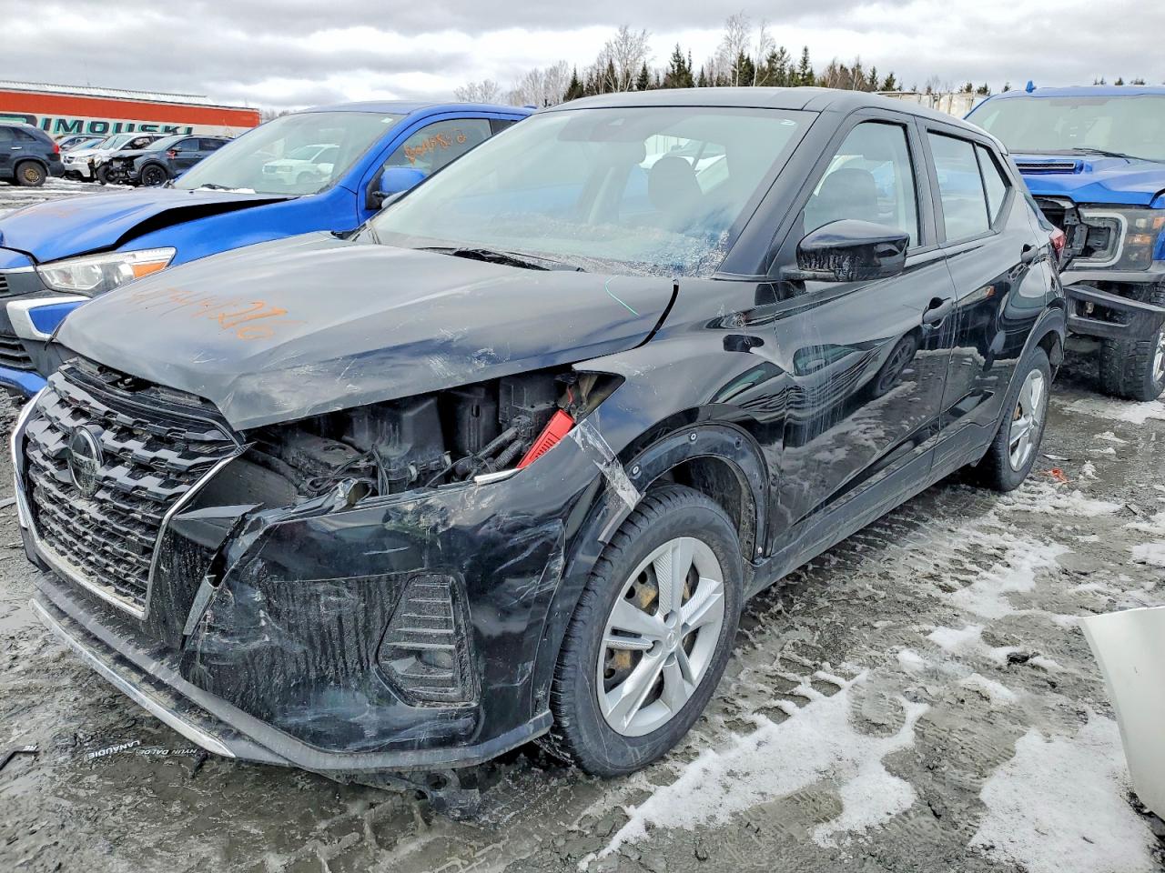 2021 NISSAN KICKS