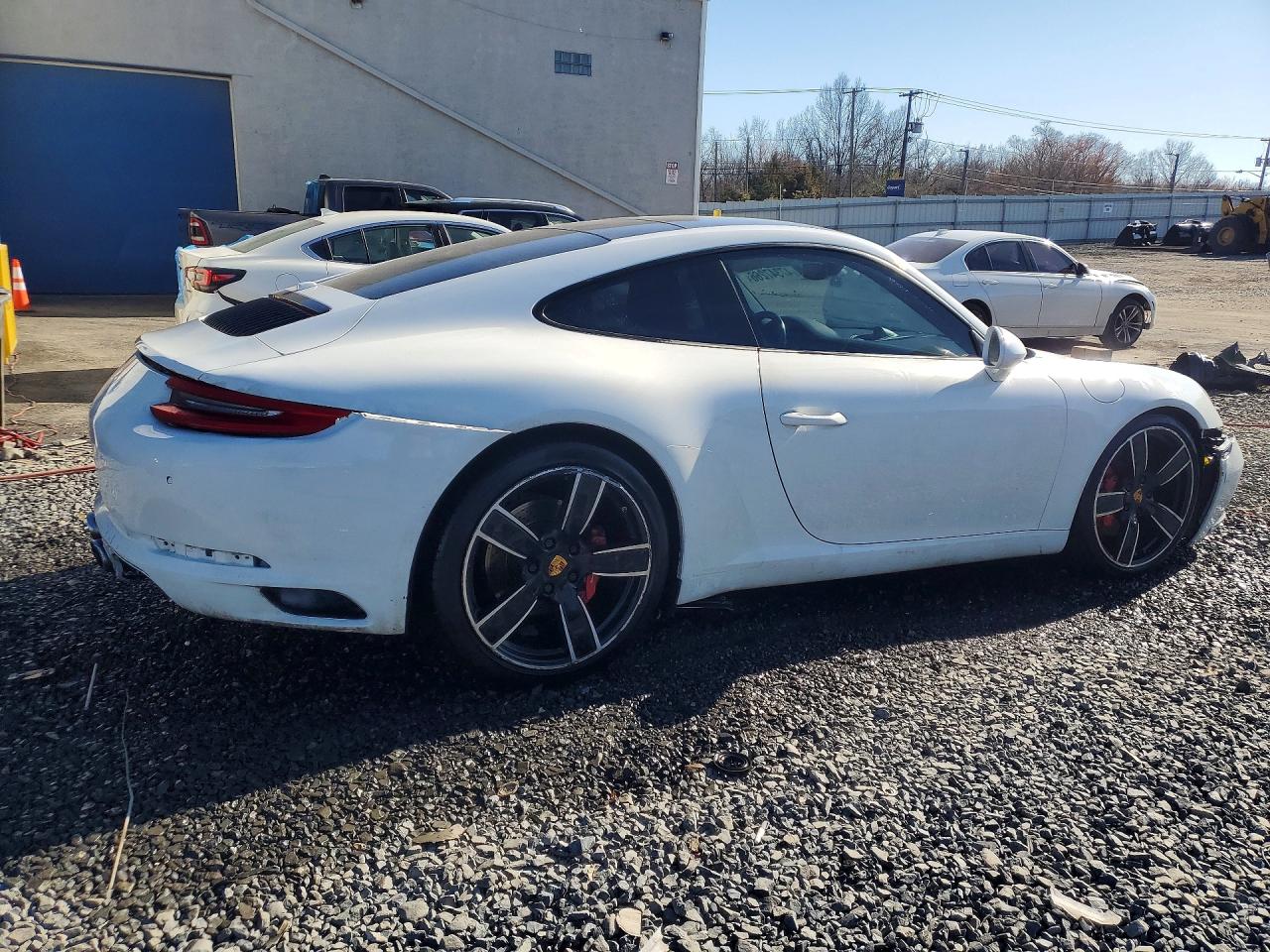 2017 PORSCHE 911