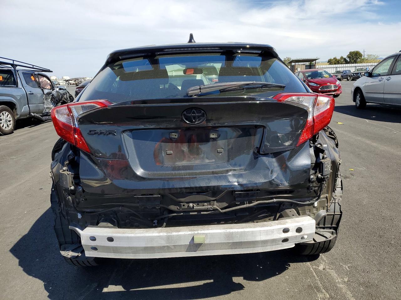 2021 TOYOTA C-HR