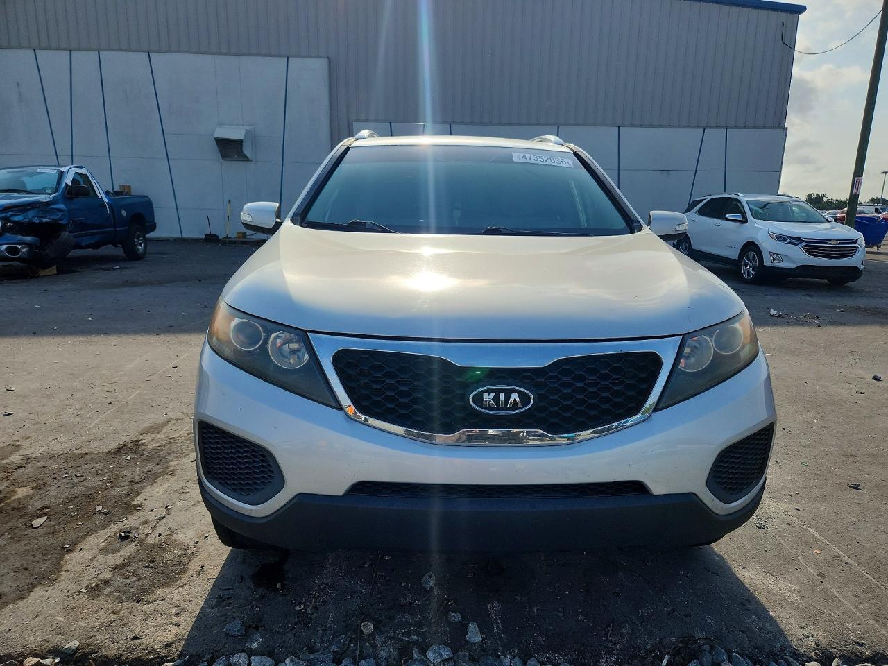 2011 KIA SORENTO