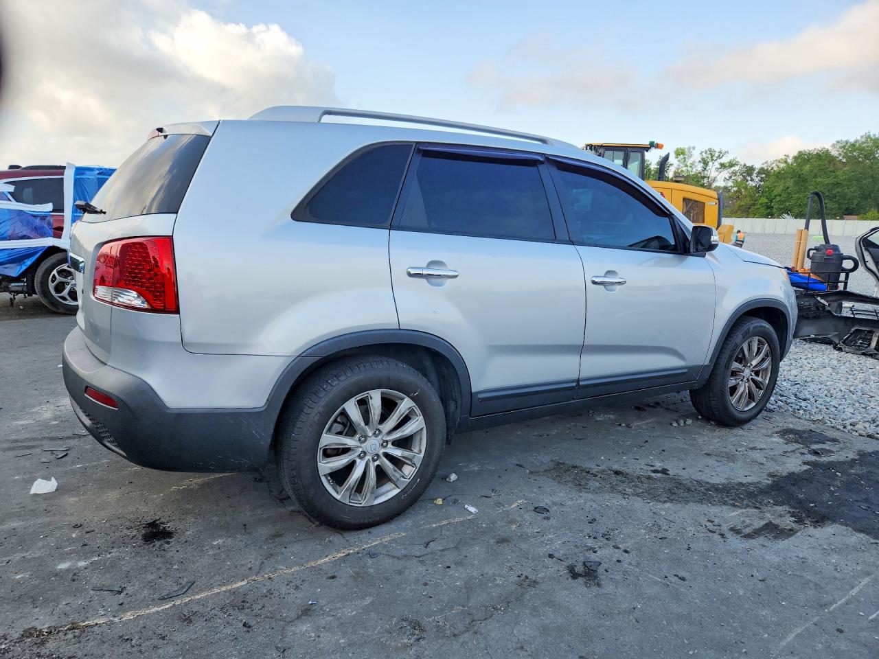 2011 KIA SORENTO