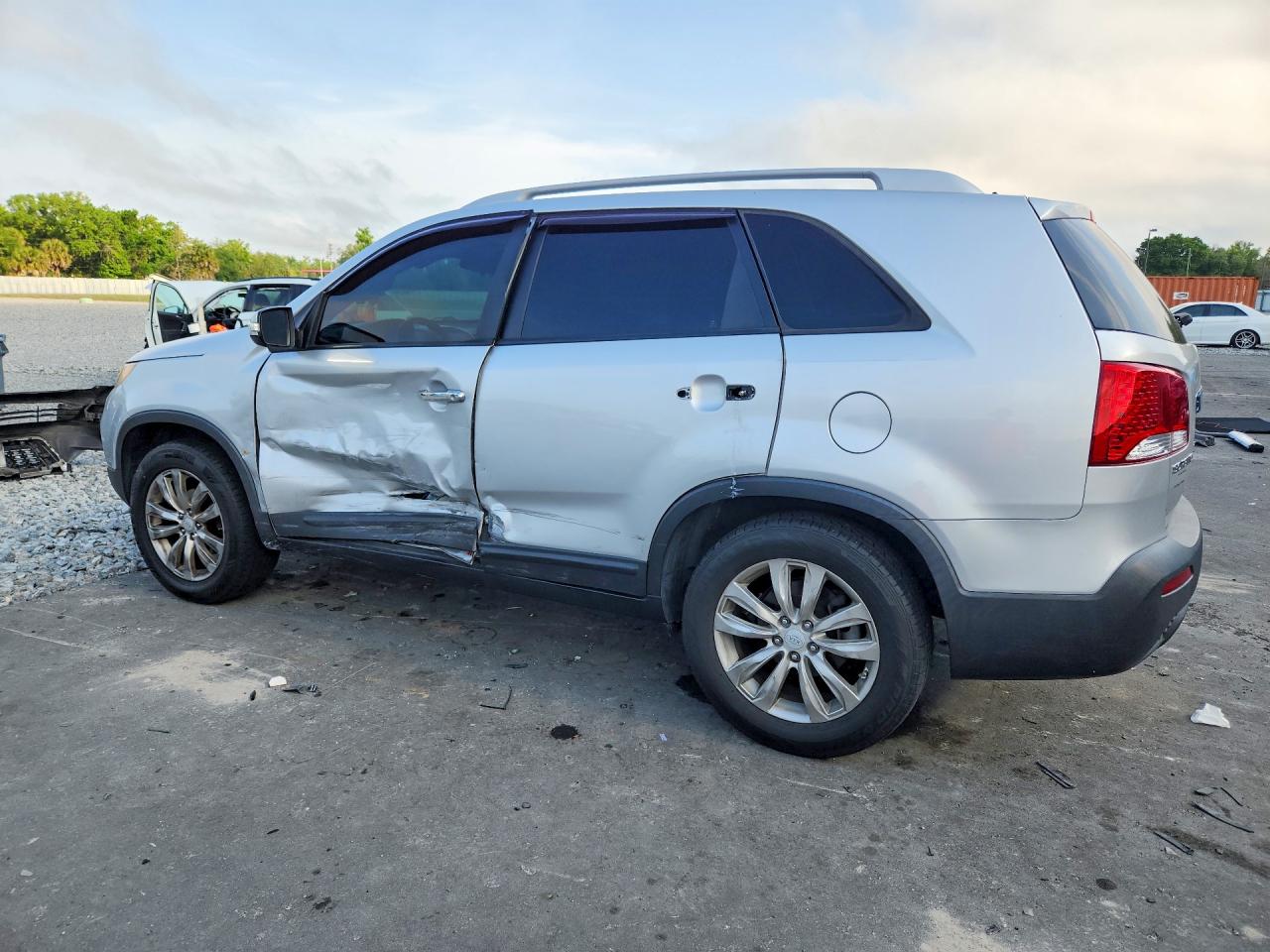 2011 KIA SORENTO