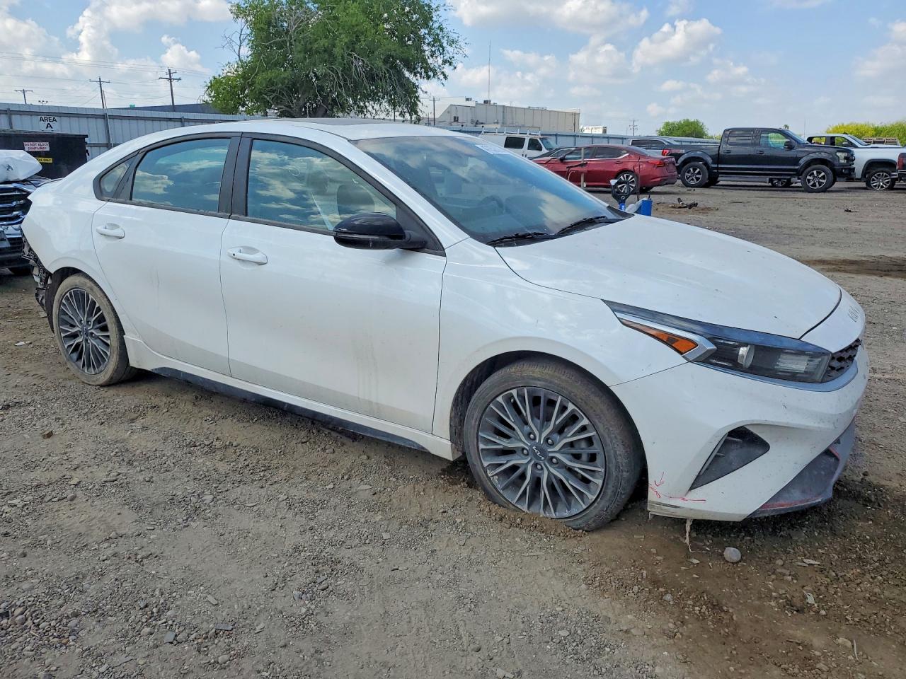2022 KIA FORTE