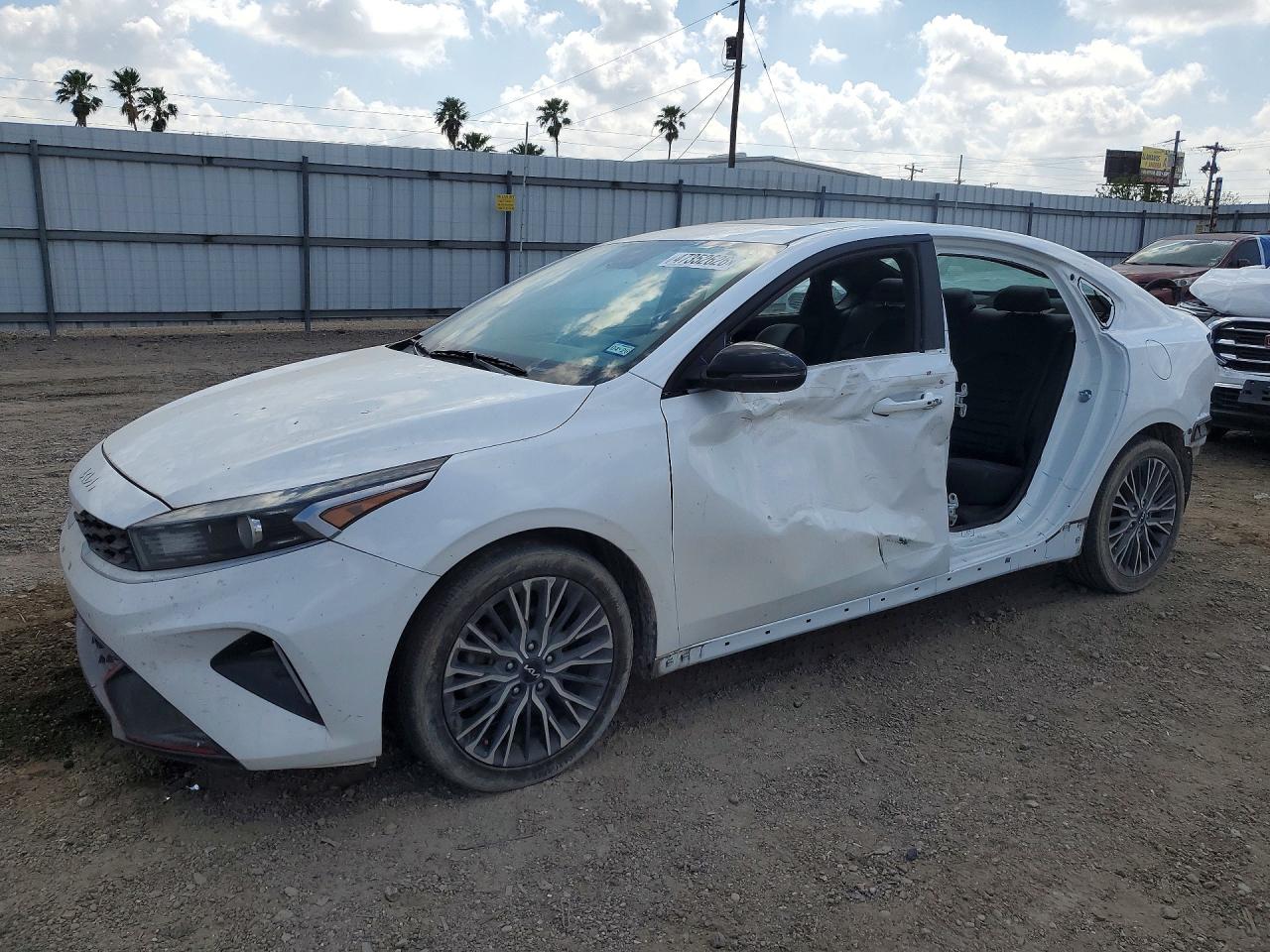 2022 KIA FORTE