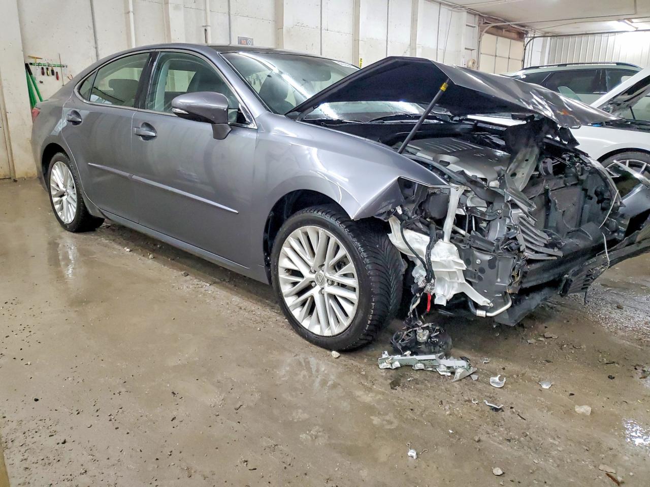 2013 LEXUS ES350