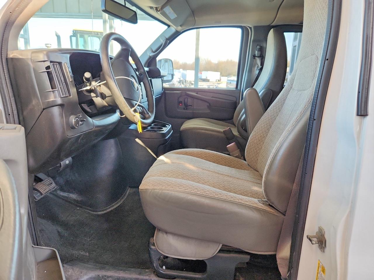 2014 CHEVROLET EXPRESS