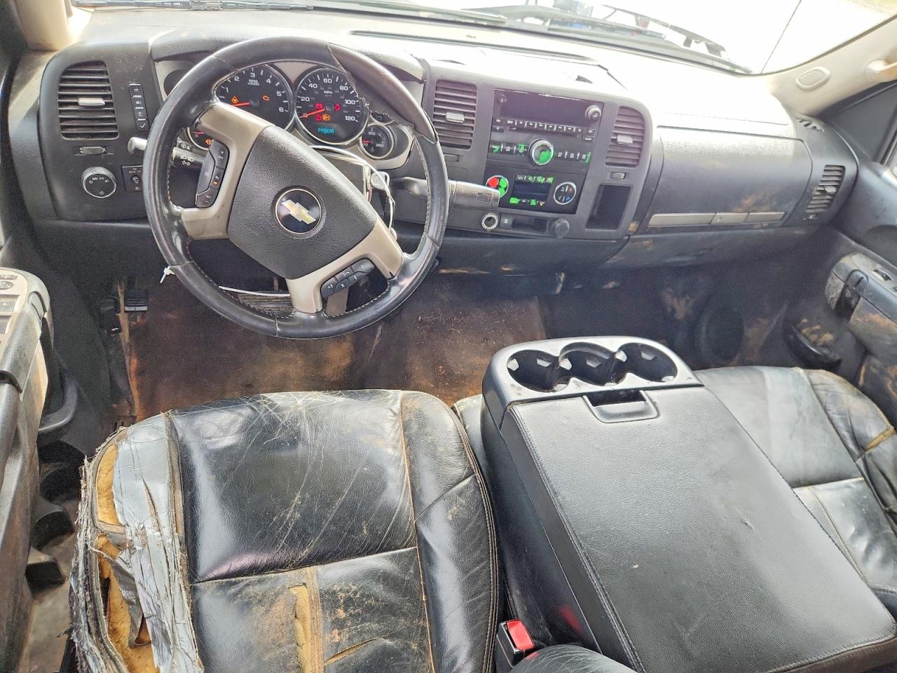 2011 CHEVROLET SILVERADO