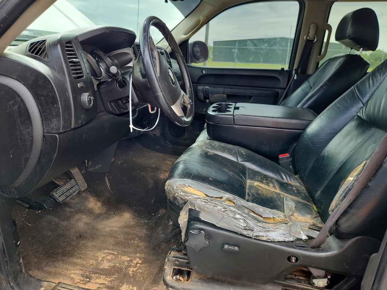2011 CHEVROLET SILVERADO