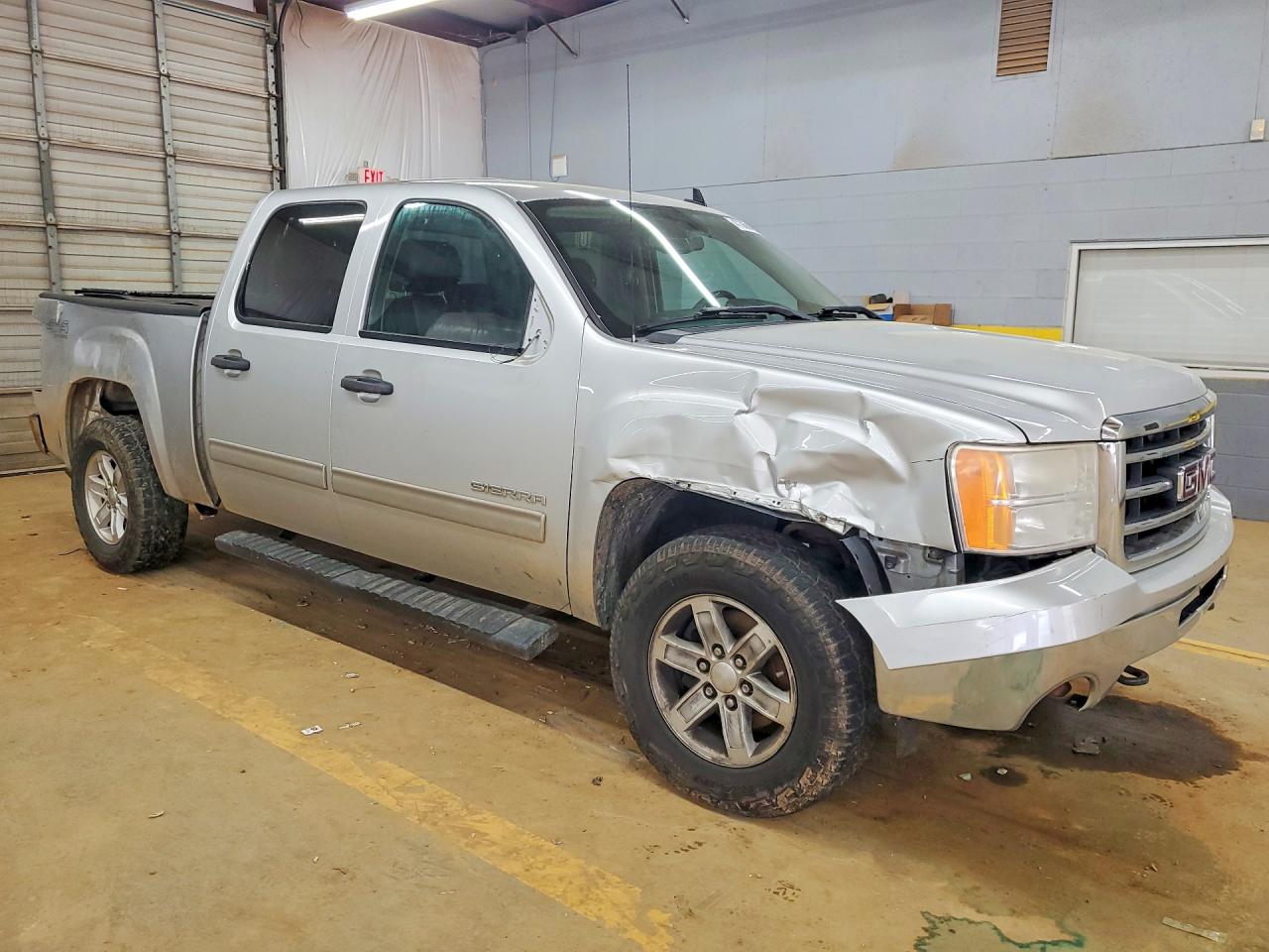 2013 GMC SIERRA