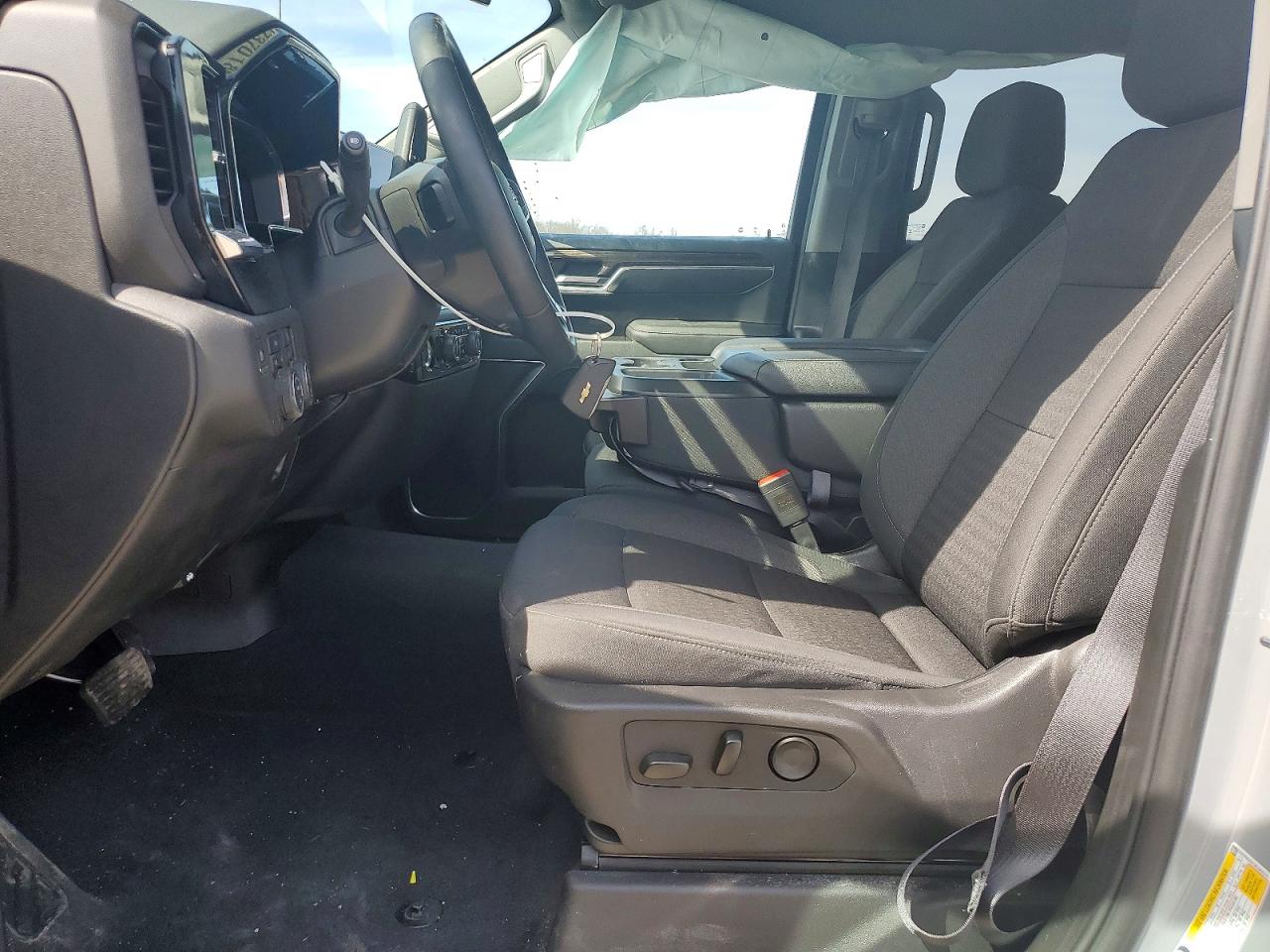 2024 CHEVROLET SILVERADO