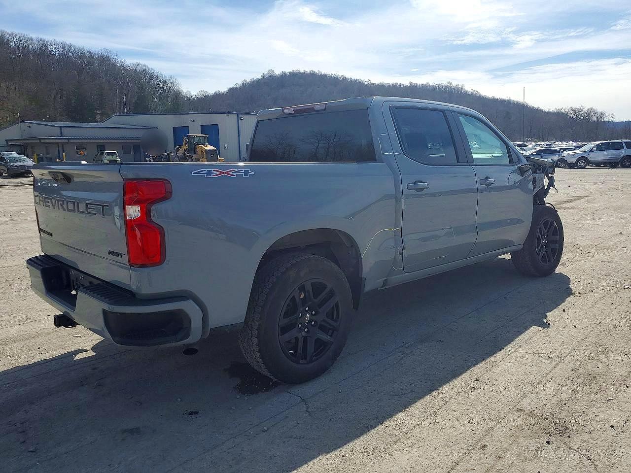 2024 CHEVROLET SILVERADO