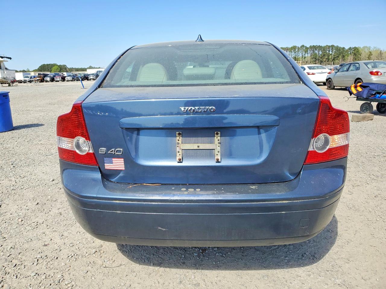 2006 VOLV S40