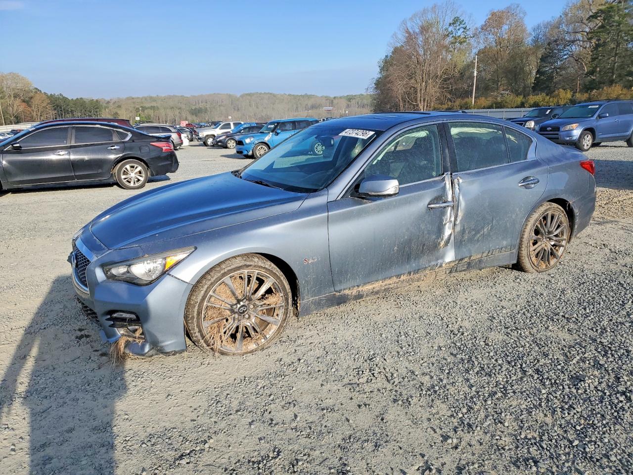 2016 INFINITI Q50
