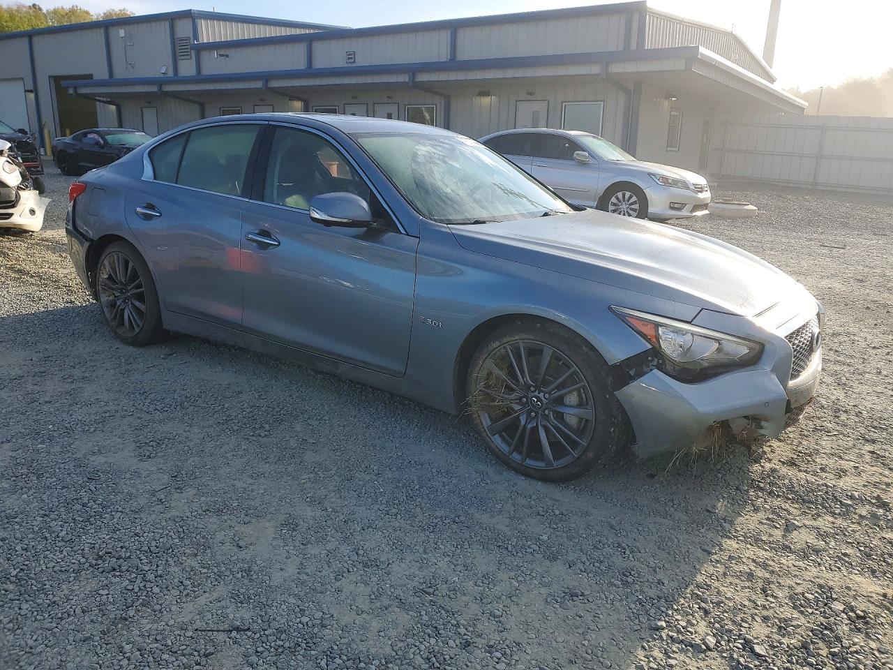 2016 INFINITI Q50