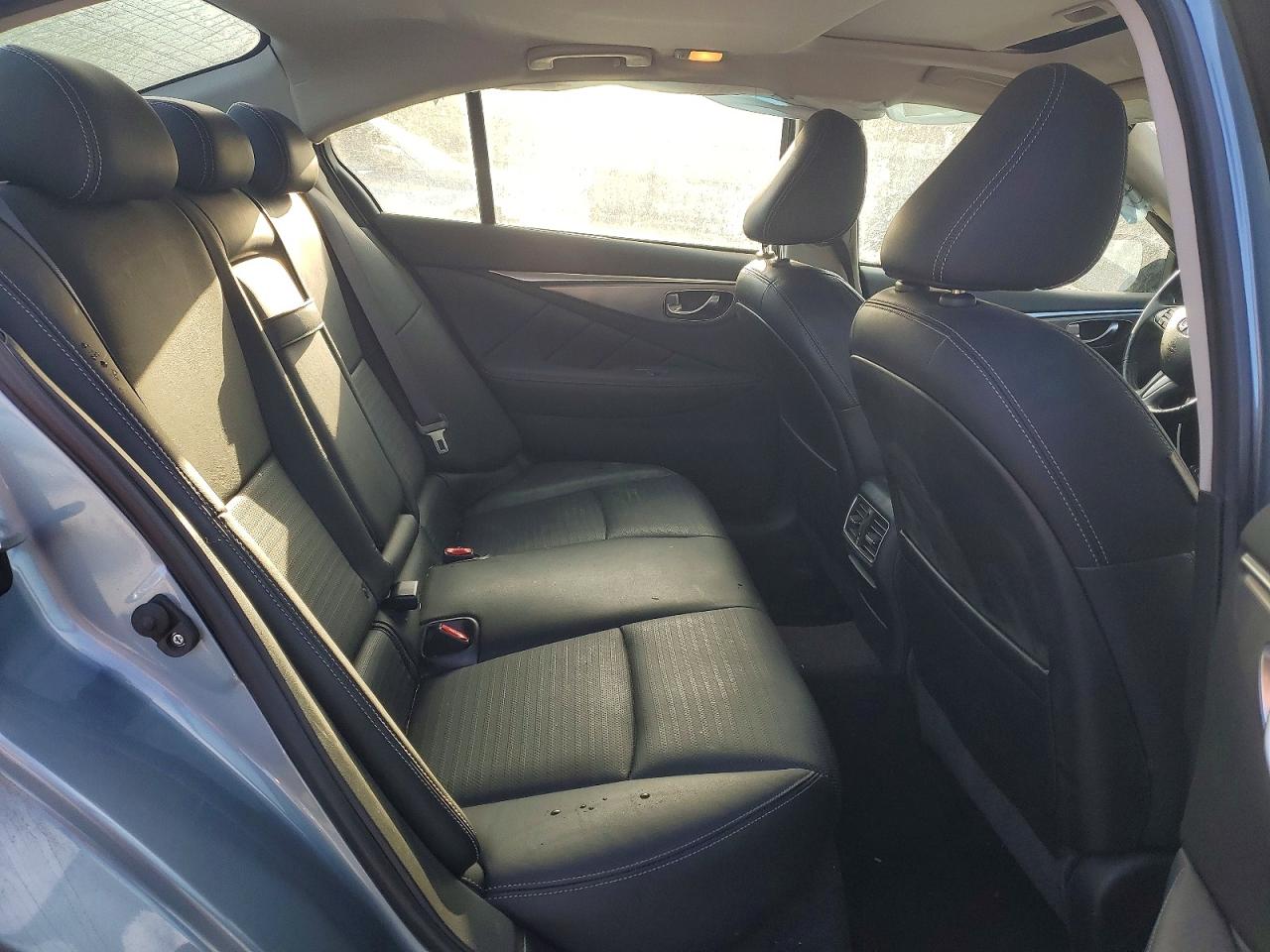 2016 INFINITI Q50