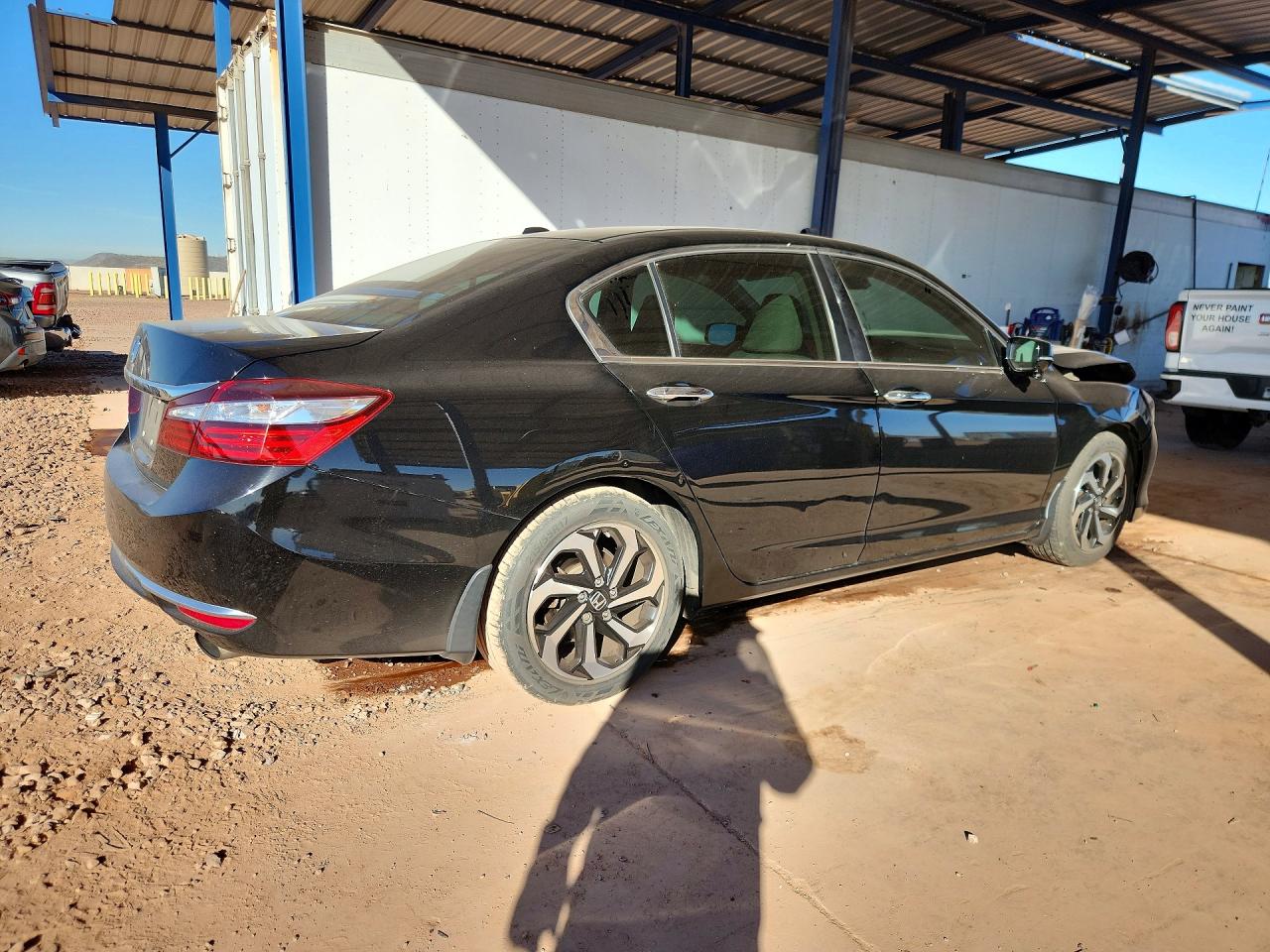 2017 HONDA ACCORD