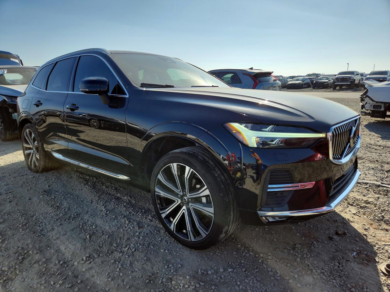 2023 VOLVO XC60