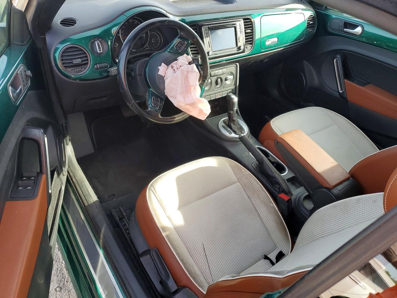 2017 VOLKSWAGEN BEETLE