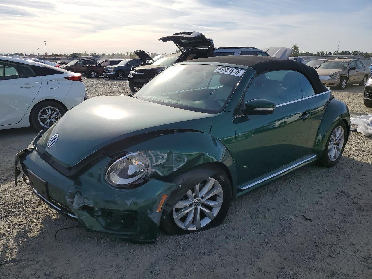 2017 VOLKSWAGEN BEETLE