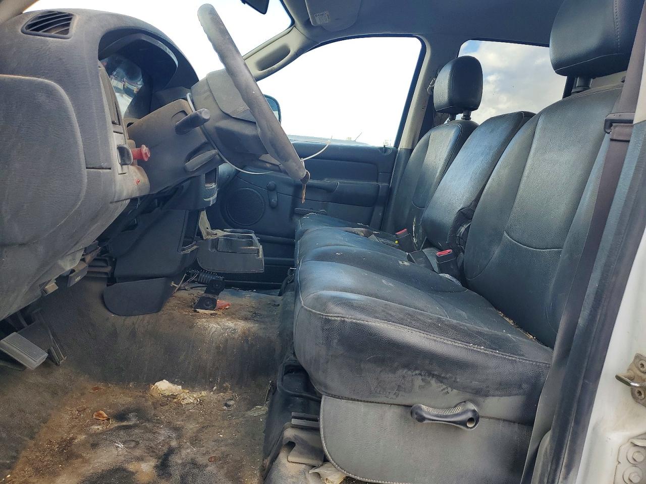 2004 DODGE RAM 1500