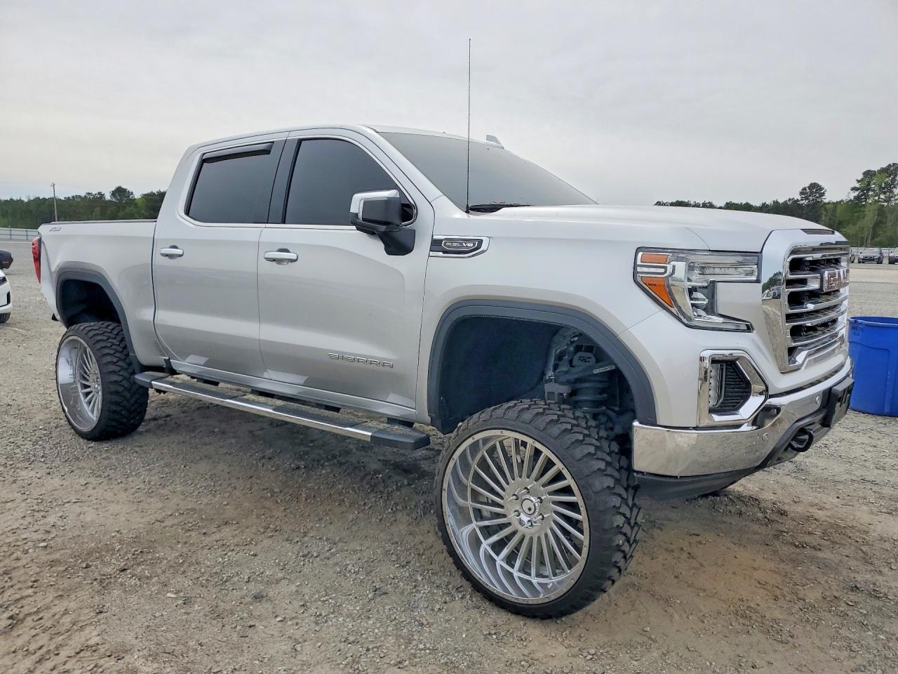 2021 GMC SIERRA