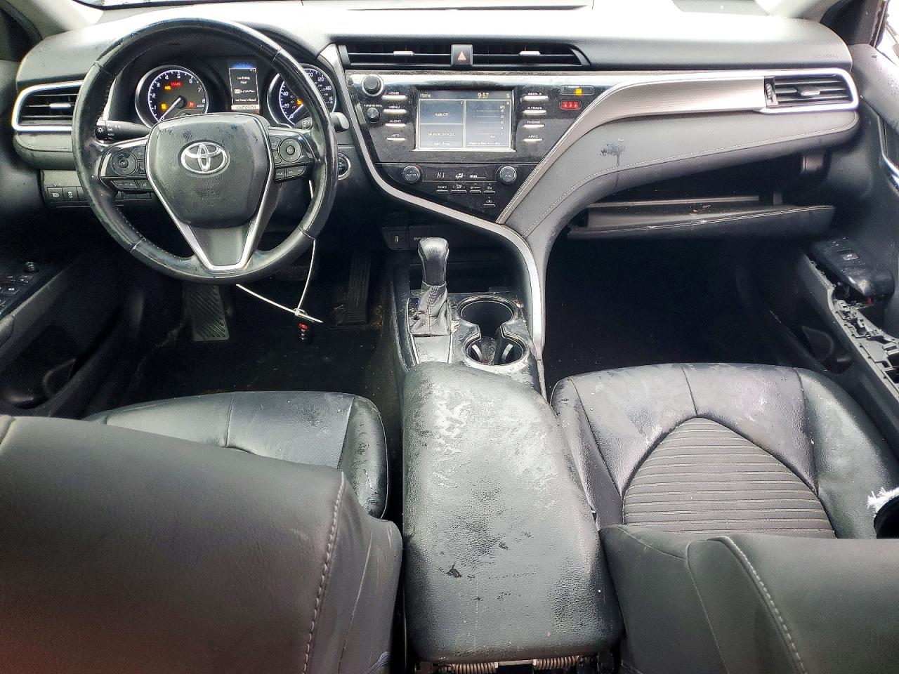 2018 TOYOTA CAMRY