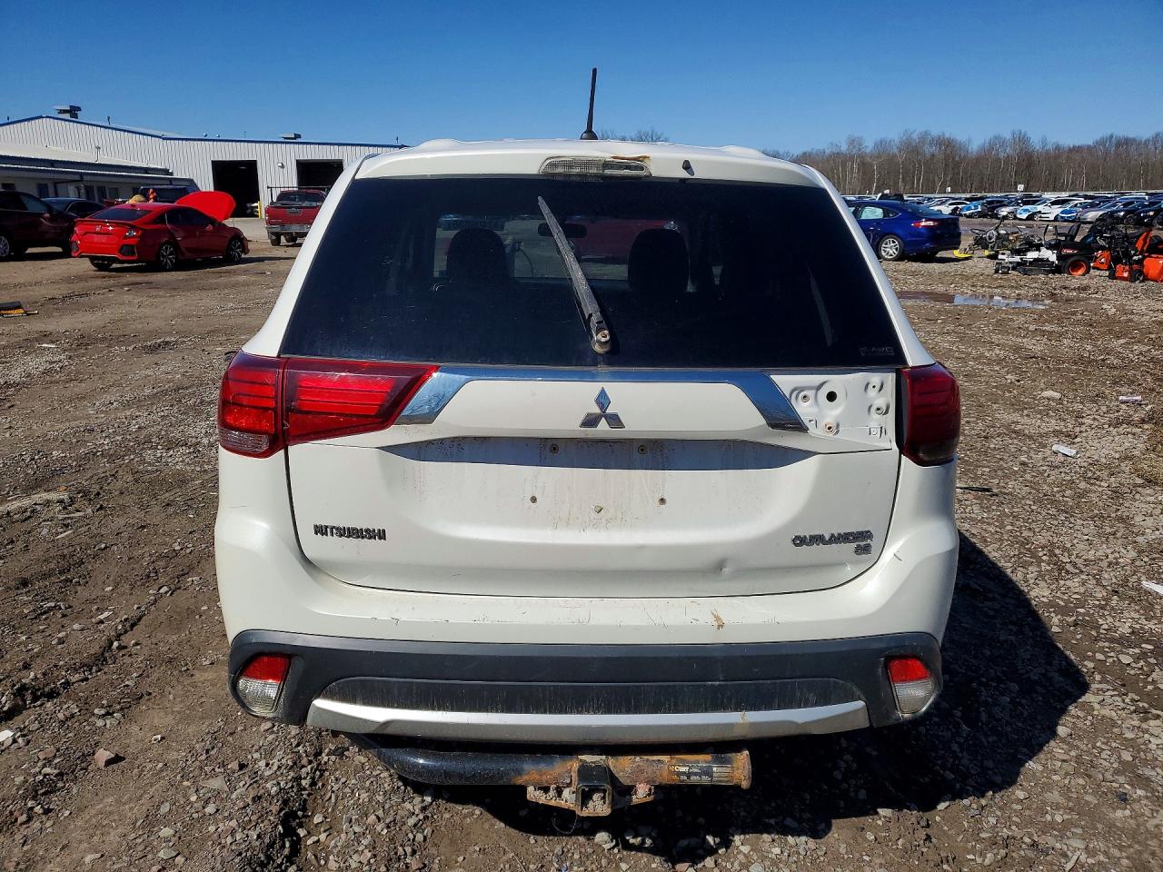 2016 MITSUBISHI OUTLANDER